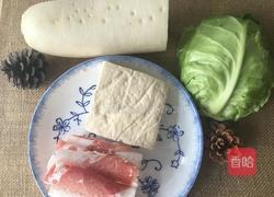 养生萝卜汤的做法图解1