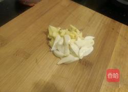 番茄煮黄骨鱼的做法图解3