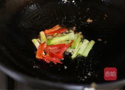 回锅黑鱼片的做法图解6