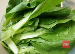 小白菜炒香菇的做法图解1