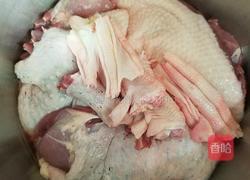卤水鸭肉的做法图解1