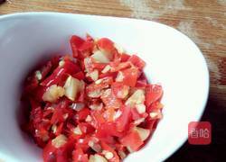 剁椒蒸鸭腿的做法图解4