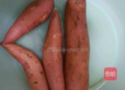 微波炉烤地瓜的做法图解1