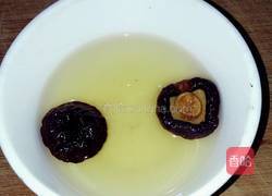 香菇滑鸡粥的做法图解1