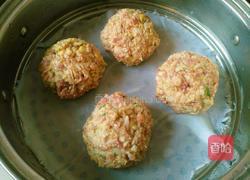 猪肉大丸子的做法图解9