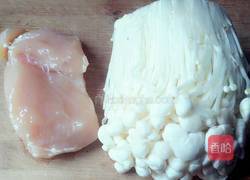 剁椒肉沫金针菇的做法图解1