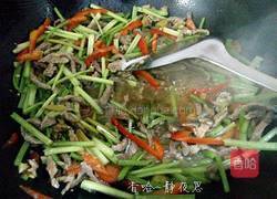 芹菜泡椒炒牛肉的做法图解9