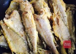 葱烧黄花鱼的做法图解7