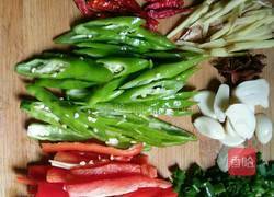 麻辣鸭血旺的做法图解2