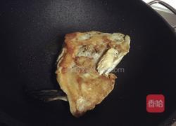 三文鱼头味噌汤的做法图解3