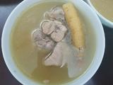 猪肚排骨煲鸡汤