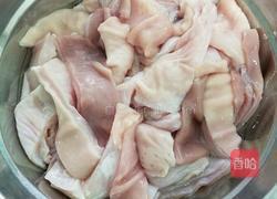 猪肚排骨煲鸡汤的做法图解2