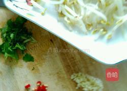 柠檬鸡丝的做法图解2