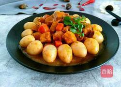 香其酱炖鸡胸肉鹌鹑蛋的做法图解1