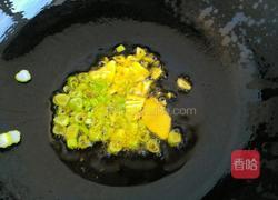 香其酱炖鸡胸肉鹌鹑蛋的做法图解7