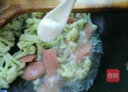 花菜炒火腿的做法图解6