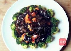 西兰花炒木耳的做法图解10