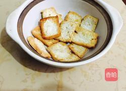 豆腐黄鱼煲的做法图解2