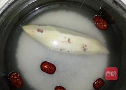 糯米红枣红薯粥的做法图解1