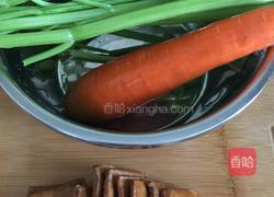 凉拌五香花生的做法图解3