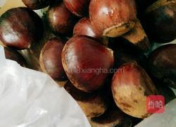 水煮板栗的做法图解1