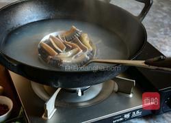 蒜籽烧鳝段的做法图解3