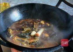 蒜籽烧鳝段的做法图解10