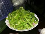 青椒炒半熟四季豆的做法[图]
