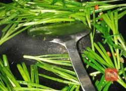 辣炒韭菜的做法图解3