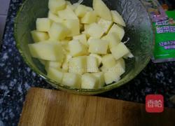 腌肉土豆焖饭的做法图解1