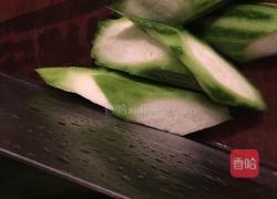 丝瓜鱼头汤的做法图解3