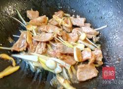 西兰花莲藕炒肉片的做法图解7