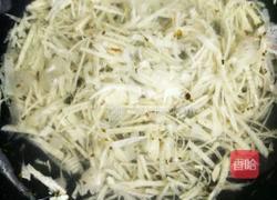 酸菜煮笋的做法图解4