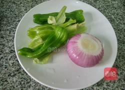 小炒卤鸭肠的做法图解1