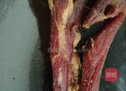 青蒜炒（瘦）腊肉的做法图解2