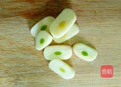 椒盐蚕蛹的做法图解3