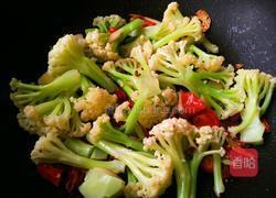 干煸孜然菜花的做法图解7