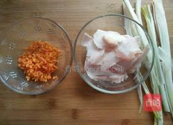 香葱油渣饼的做法图解2