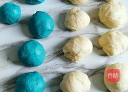 玫瑰面包的做法图解2