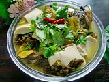 酸菜豆腐鱼头汤的做法[图]