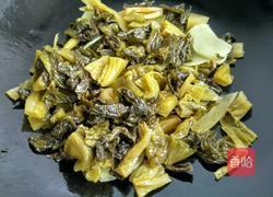 酸菜豆腐鱼头汤的做法图解9