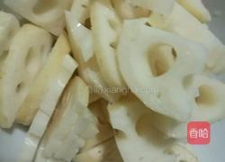 骨头靓汤的做法图解1