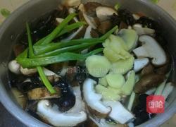 骨头靓汤的做法图解3