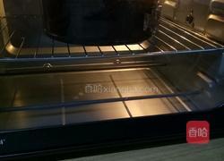 戚风蛋糕的做法图解8