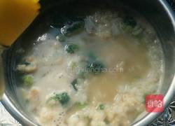 西兰花肉丸粥的做法图解12
