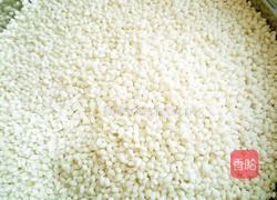 腊肉糯米饭的做法图解1