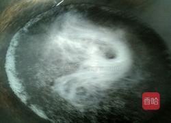 凉拌粉丝菠菜的做法图解2