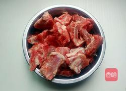 排骨萝卜汤的做法图解1