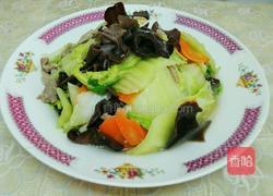 胡萝卜炒白菜的做法图解7
