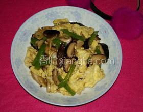 香菇尖椒炒雞蛋（蠔油口味）